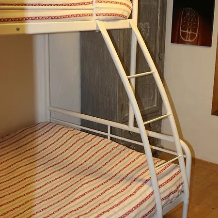 Le Des Amis Chalet *